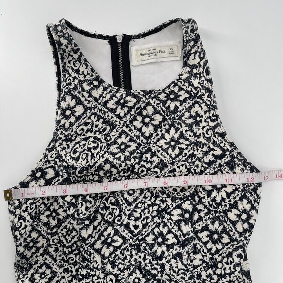 Abercrombie Fitch Womens Dress Size XSmall Gray Floral Racerback Skater Mini - Picture 7 of 9